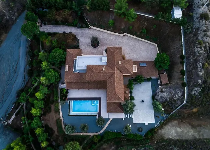 Epavli Papadopoulou - Luxury - Pool & Garden וילה Kornos