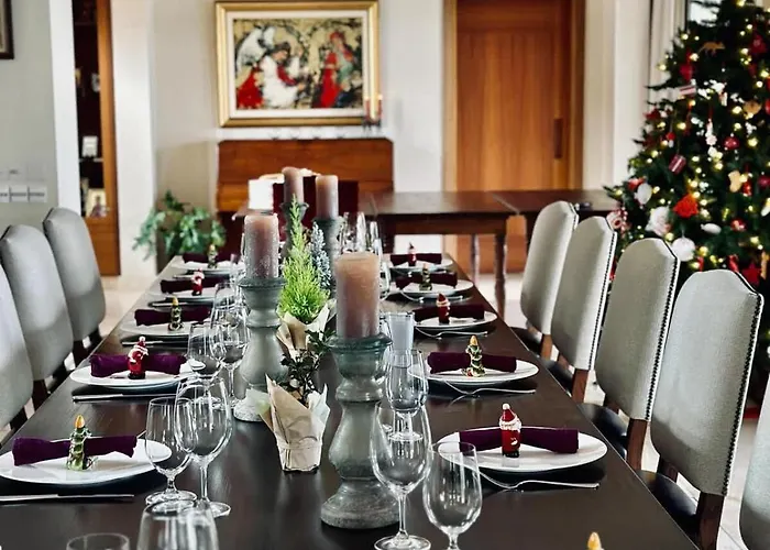 Epavli Papadopoulou - Luxury - Pool & Garden Kornos