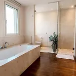 Epavli Papadopoulou - Luxury - Pool & Garden