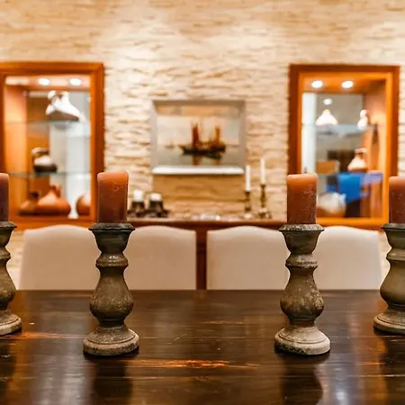 Epavli Papadopoulou - Luxury - Pool & Garden Villa