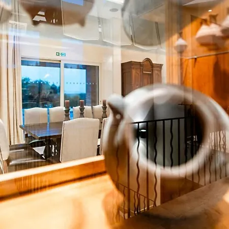 Epavli Papadopoulou - Luxury - Pool & Garden Villa Kornos