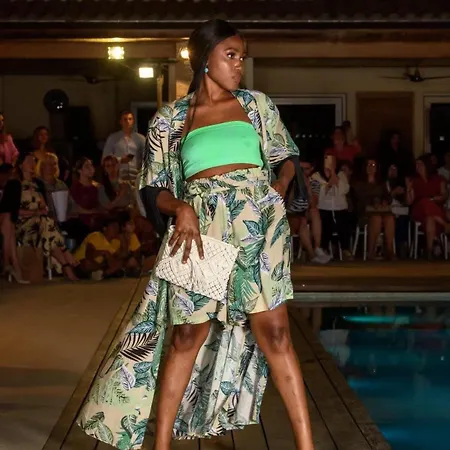 Villa Epavli Papadopoulou - Luxury - Pool & Garden