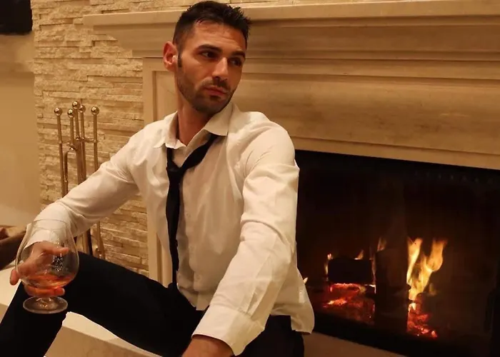 Epavli Papadopoulou - Luxury - Pool & Garden Villa