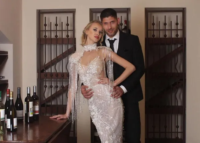 Epavli Papadopoulou - Luxury - Pool & Garden Villa