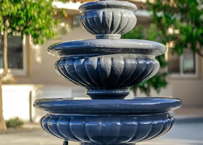 Epavli Papadopoulou - Luxury - Pool & Garden Villa